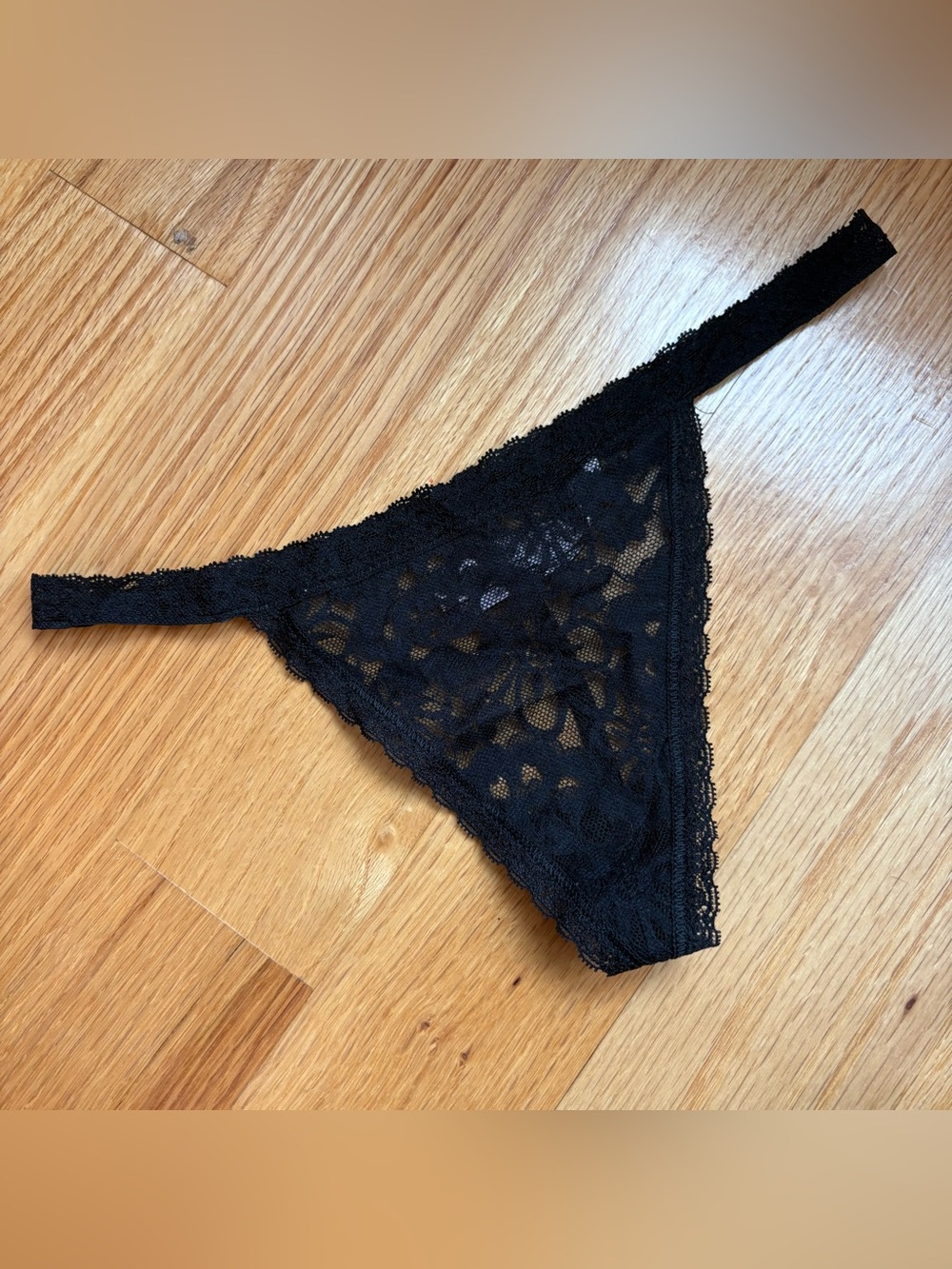 Victoria’s Secret lace vstring panty